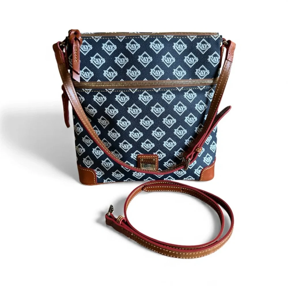 Dooney & Bourke Tampa Bay Rays MLB Crossbody Bag NWOT - Picture 4 of 10